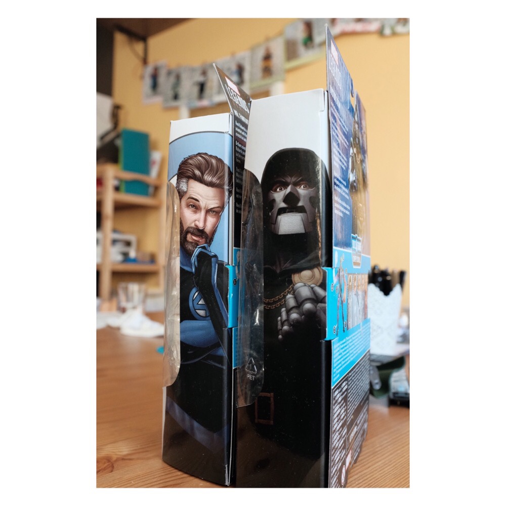 Marvel-Legends-FF-ReedRichards-DoctorDoom-packaing